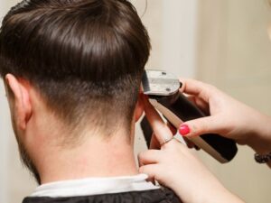 Our men’s haircut services are tailored to your individual style and routine, whether you prefer something classic, modern, or low-maintenance.